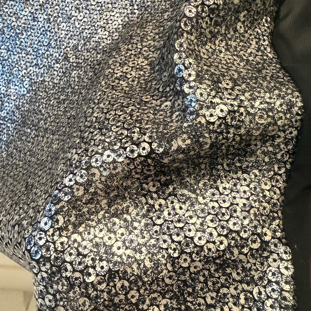 Sequin Tank - Picture 5 of 8